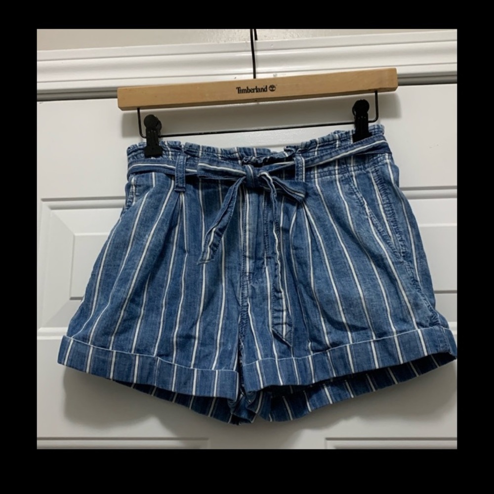 3/$15 AEO 100% Cotton High Waisted Blue Striped Paper Bag Shorts Size 0